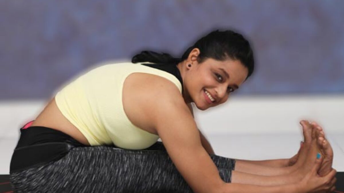 Female Yoga Instructors Andheri, Advance Yoga Teachers in Lokhandwala