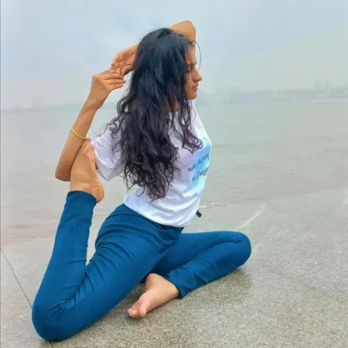 Yoga Trainers Bandra, Top Yoga Trainers Instructors in Bandra Mumbai